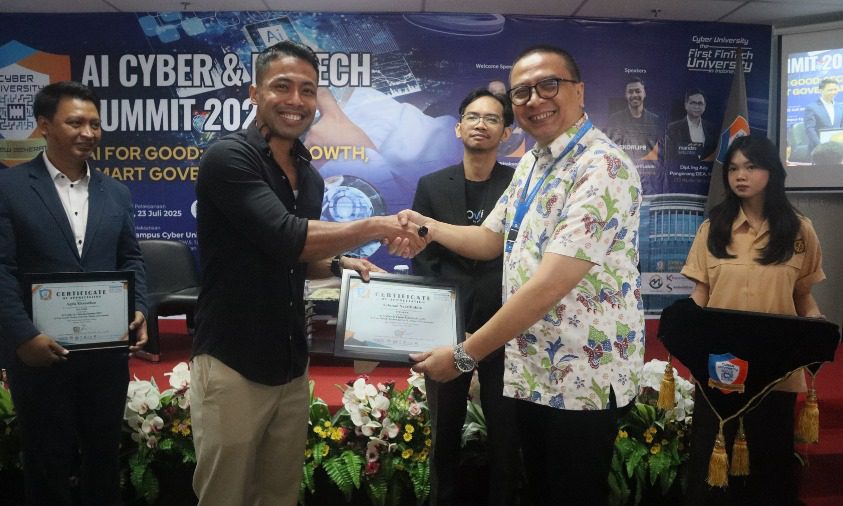 literasi keuangan berbasis AI