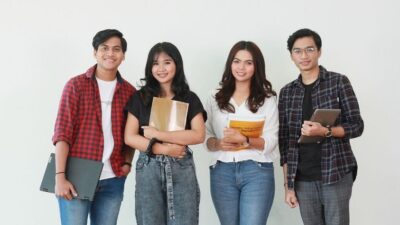 Beasiswa hingga 100%