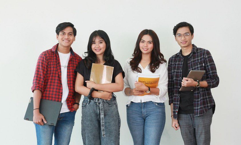 Beasiswa hingga 100%