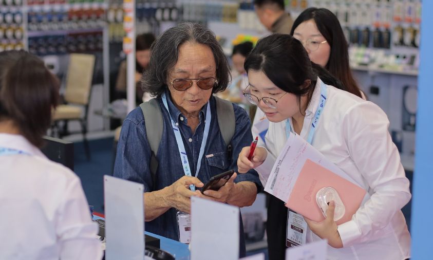 IEAE 2025 Hadirkan Ribuan Produk Elektronik dan Peralatan Pintar di Jakarta