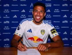 James Justin Resmi Merapat ke Leeds United, Pertahanan The Whites Makin Solid