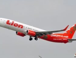 Viral! Penumpang Lion Air Teriak “Ada Bom” di Kabin, Penerbangan JT-308 Delay 3 Jam