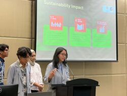 Mahasiswa Prodi TI Cyber University Juarai Fintech Hackathon dengan Aplikasi Keuangan Berbasis AI