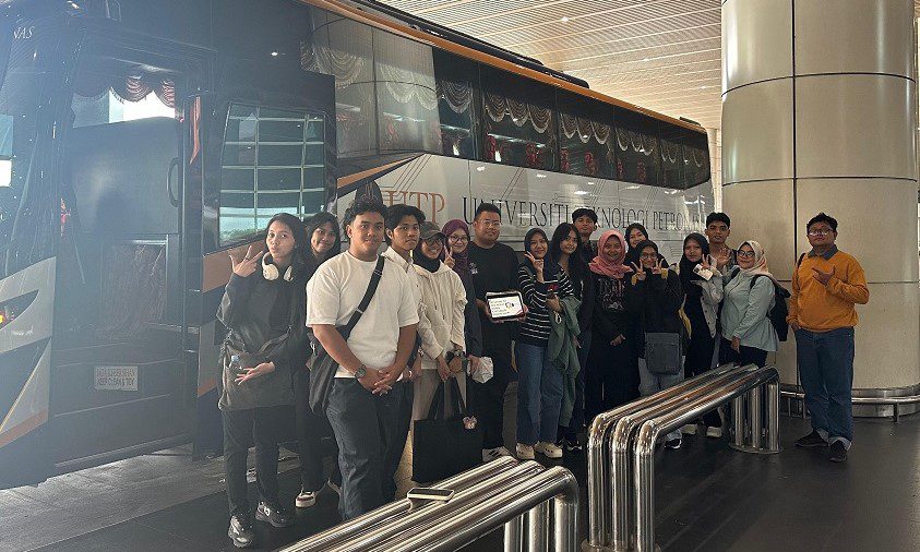 Mahasiswa Disambut Hangat UTP