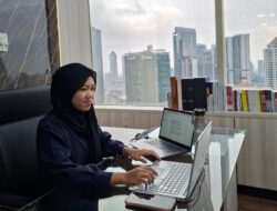 Mahasiswi Cyber University Rancang Inovasi Gaji Digital, Dipakai di Dunia Industri!