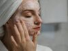 Cara Memilih Masker Wajah yang Tepat Berdasarkan Kebutuhan Kulit