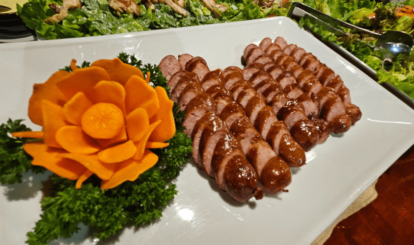 makan malam di ho chi minh