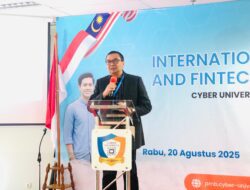 12 Mahasiswa Cyber University Ikuti Student Exchange ke Universiti Teknologi Petronas Malaysia