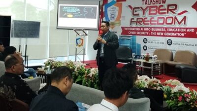 Cyber University Dorong Generasi Muda Kuasai Investasi Saham Lewat Teknologi AI