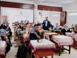 Manfaatkan AI, Cyber University dan Guru SMK di Depok Siapkan Generasi Baru yang Kompetitif