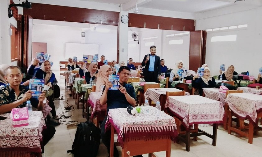 Guru SMK di Depok