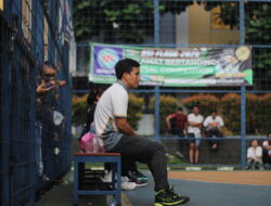 Coach Ahmad, Sosok di Balik Sukses Ganda SMA Arif Rahman Hakim di BSI FLASH 2026