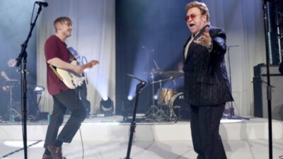 Elton John dan Sam Fender