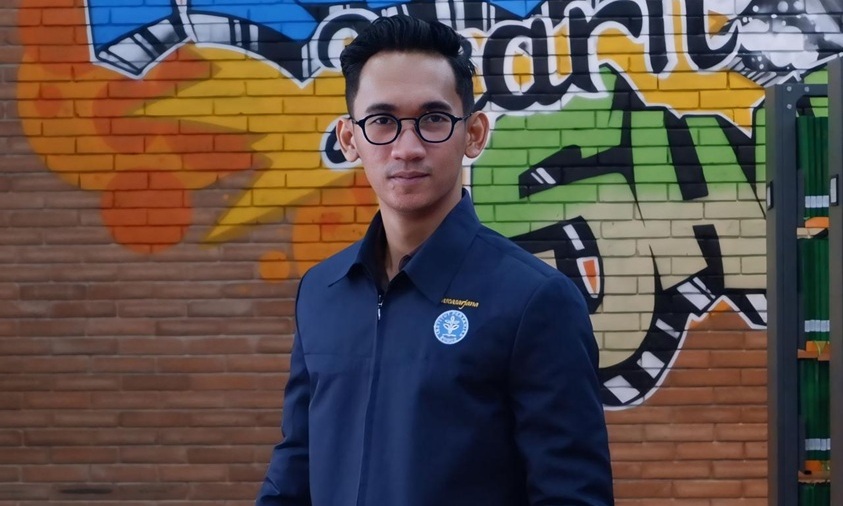 Kisah Inspiratif Anak Tukang Asongan