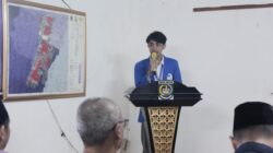 Potret Ahmad Farhan Feby Saat Memberikan Sambutan Acara