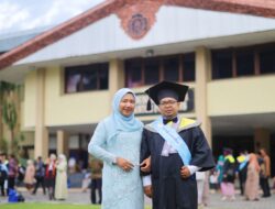 Affandi Raih Gelar Doktor di UNS dan Bongkar Fakta Kemiskinan Desa di Aceh