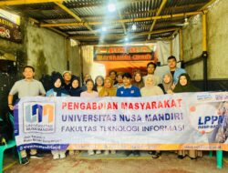 Dosen UNM Latih Pelaku UMKM RT 05 Cikoko dalam Pembuatan Pamflet Digital untuk Promosi Usaha