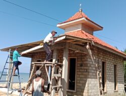 Harapan di Ujung Negeri: BMH Tuntaskan Atap Masjid, Warga Kangean Sambut Pusat Ibadah Layak
