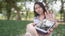 Merasa Cemas Setelah Scroll Instagram? Saatnya Detoks Media Sosial!