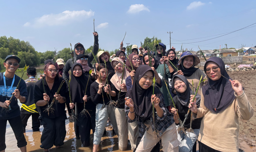 senyum anak nusantara