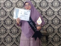 Yolla Yulandhini, Guru SDN Tajur 3 Kota Bogor, Raih Anugerah Parasamya Aksara Nugraha untuk Kedua Kalinya