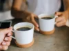 Tips Minum Kopi Sehat: Batas Aman, Waktu Terbaik, dan Efeknya