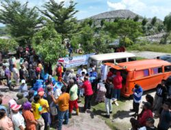 BMH  Berkolaborasi dengan Berbagai Komunitas Melakukan Baksos di TPA Desa Terjun Sumut