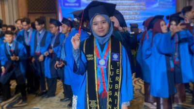 Wisudawan Terbaik UBSI