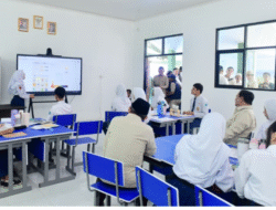 Digitalisasi Pendidikan Merata, Prabowo Kirim Alat ke Daerah 3T