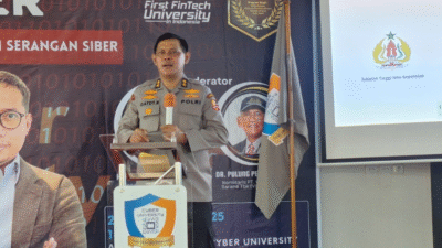 Irjen Po. Gatot Repli Handoko ajak kolaborasi digital guna tangkat serangan siber pada gelaran Katastrofi Siber di Gedung Cyber University, Selasa (25/11).