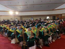 Institut SEBI Selenggarakan Wisuda ke-20,  Kukuhkan 171 Sarjana dengan Berbagai Capaian