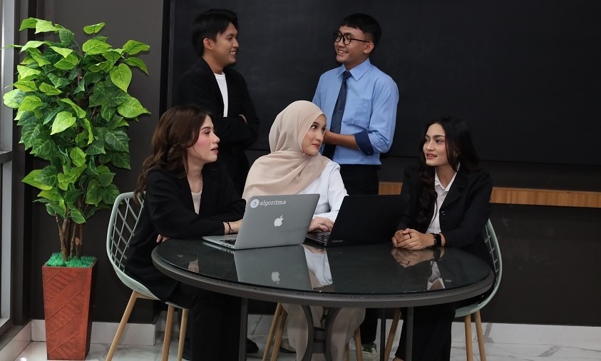 Era Bisnis Digital Butuh Talenta Adaptif