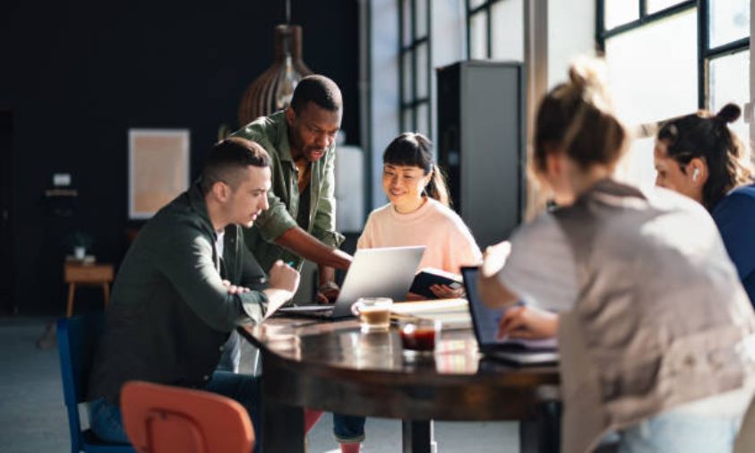 Fenomena Silent Quitting di Kalangan Pekerja Muda