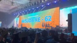 Suasana Wisuda UBSI