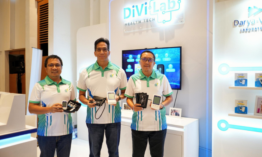Darya-Varia luncurkan Divi Lab guna tinkgatkan percepatan deteksi dini PTM dalam rangka Hari Kesehatan Indonesia ke-61 di Cibis Park, Jakarta pada Sabtu (29/11).