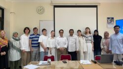 Mahasiswa Asing Belajar Dongeng di PBSI UIN Syarif Hidayatullah Jakarta