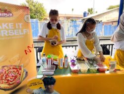 Snack Mix Salad Mahasiswa Prodi Bisnis Digital UNM Bikin Heboh Pengunjung