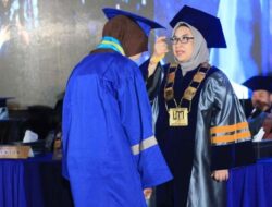 Wisuda Perdana FEB UNM Tegaskan Kiprah Cetak Talenta Ekonomi Digital