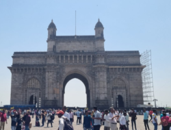 Mumbai: Kota Kontras, dari Kemewahan hingga Hening di Haji Ali Dargah