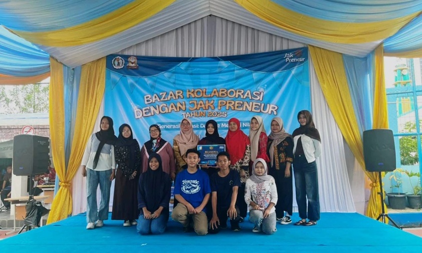 Beasiswa untuk Siswa SMKN 43