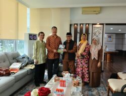 Demonstrasi Melukis Kaligrafi 100 Meter Bakal Meriahkan IMLF-4 pada 100 Tahun Jam Gadang Bukittinggi 