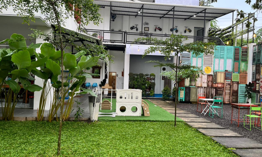 resto kalibayem jogja lantai 1