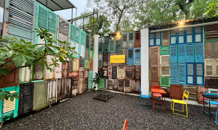 resto kalibayem jogja lantai 1