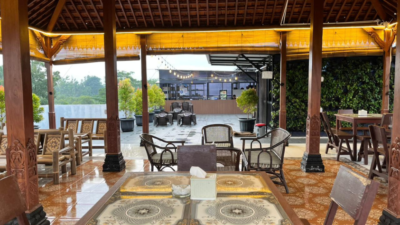 rooftop atau lantai 4 pendopo resto kalibayem jogja