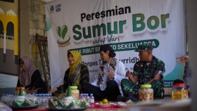 Sumur Bor Ke-247 BMH Mengalir di Gresik, Air Bersih Perkuat Kesehatan 250 Jiwa Pesantren Tholaburridho