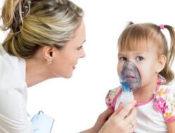 Risiko Hujan Tinggi, Dinkes Jakarta Waspadai ISPA dan Pneumonia