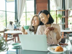 Nugas di Coffee Shop Jadi Gaya Baru Gen Z, Produktif atau Sekadar Tren?