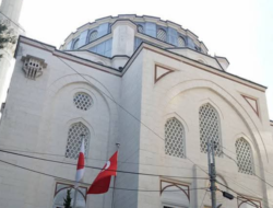 Masjid di Tokyo dan Amsterdam, Ruang Tenang bagi Muslim Minoritas