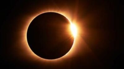 Fenomena Langka Datang Lagi! Bulan Akan Menggelap dan Berubah Merah di Langit Indonesia