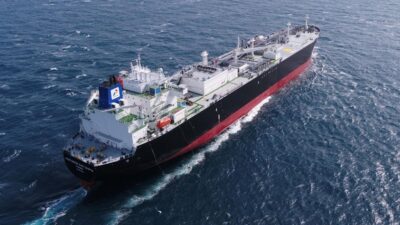 Kapal Pertamina Lolos